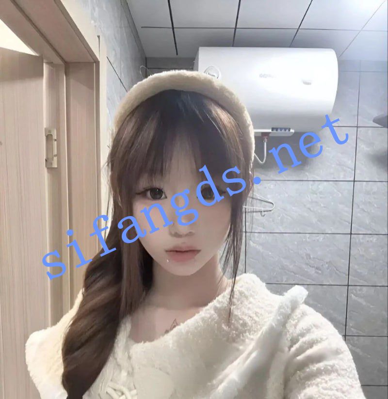 ✅抖音 小姜姜 气质精神小妹 露点 自慰 掰开B特写