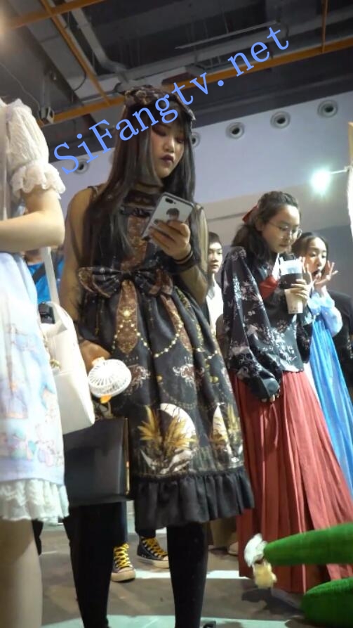 235802aozrcanywhhmhvmy.jpg