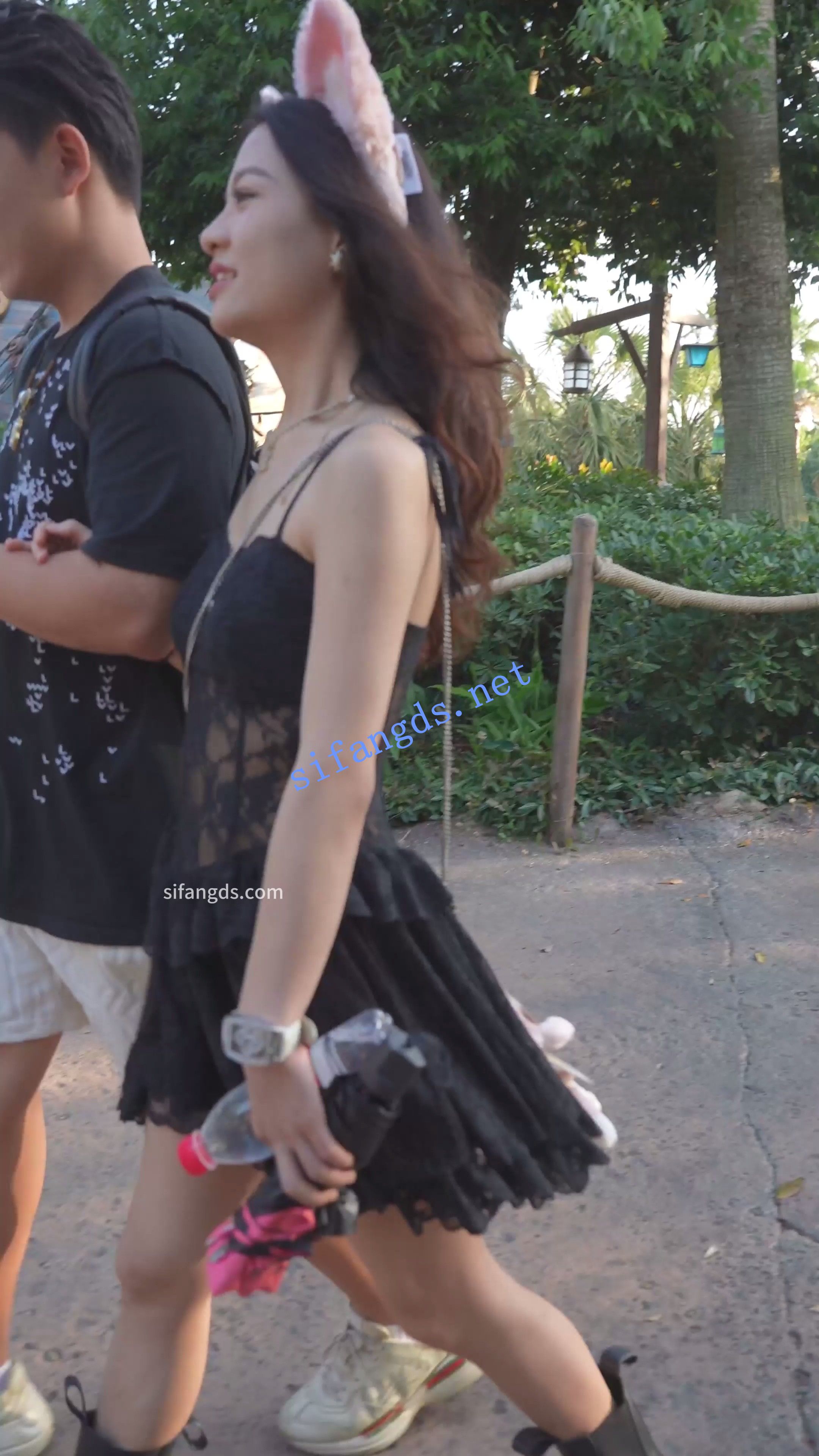 (BC-B-224)丁字裤6部合辑..外表很骚的美女果然穿着丁字裤-福利岛