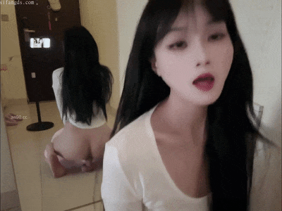 ❤️精品推荐❤️【花椒】极品美女『恩熙 』高价定制诱惑自慰福利6V 狗狗也忍不住过来舔骚逼 人狗都很爽视频