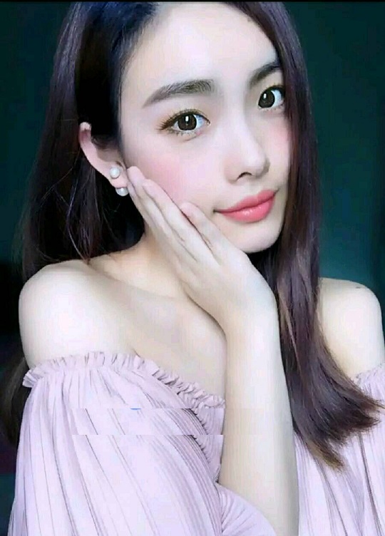极品私房-美女情侣尺度私拍 2439P-好赞福利