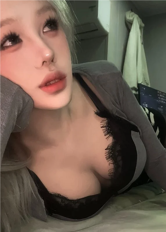 QQ 1723757138677