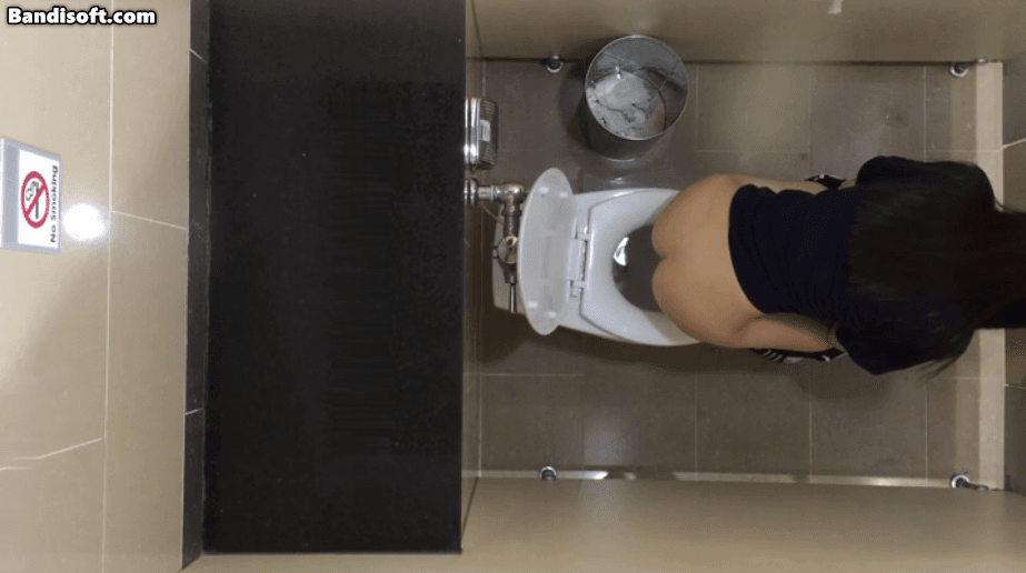 【偷拍厕拍】商场马桶偷拍各种美少妇如厕
