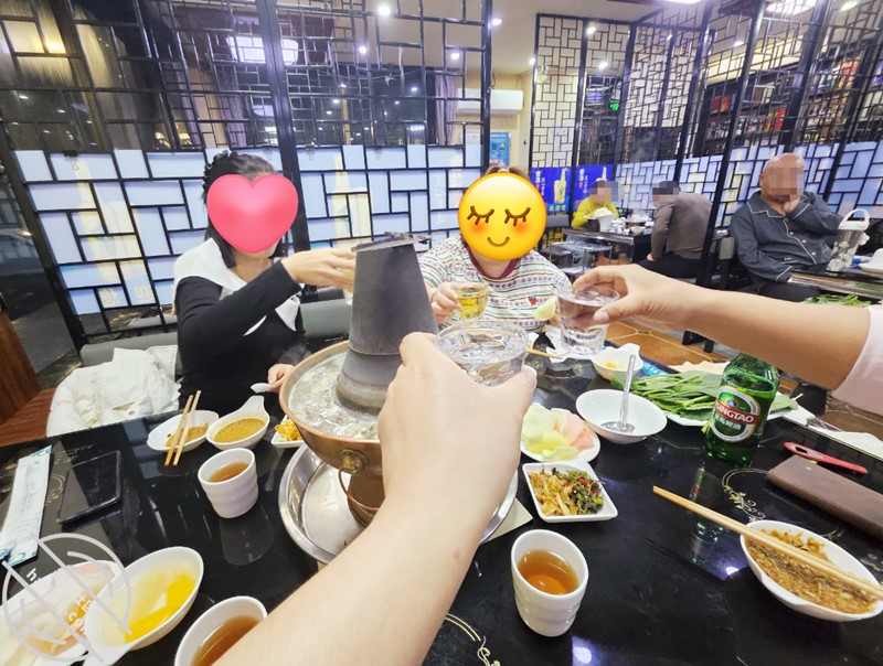 《姐弟乱伦》海神”暗水之下“第一次舔表姐的B第一次与表姐肛交❤️最后射进她的屁眼里-福利岛