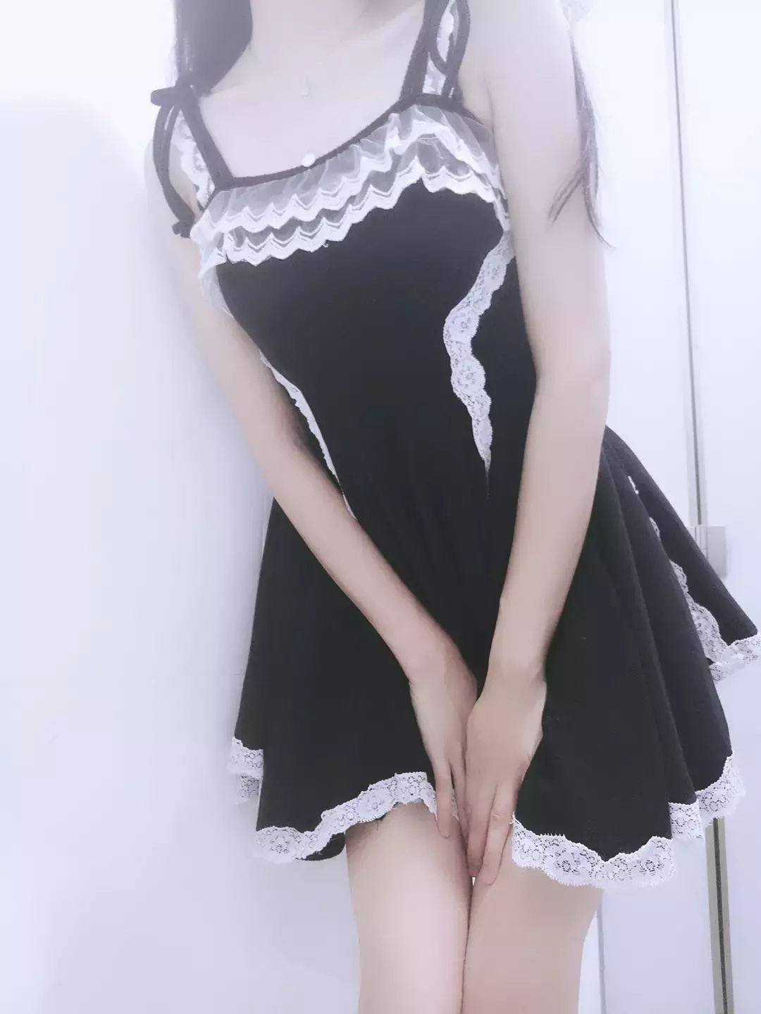 笔芯app官方版 | 湿湿来吃 – 喜欢这套衣服吗？ 视频图包 [19P+1V]