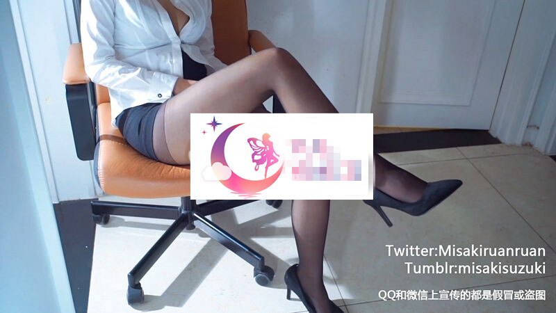 微博红人铃木美咲自拍VIP视频美人女教师[1v]