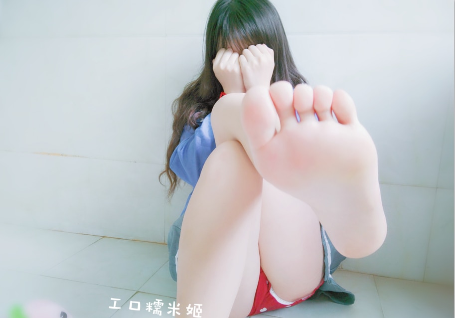 推特网红少女工口糯米姬第一弹 首发特典 蓝色JK+咩咩咩 图集*2