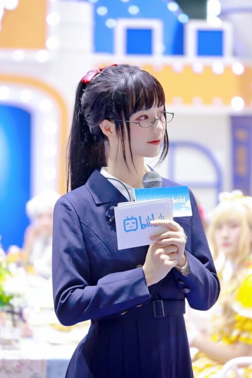 [福利视频] B站美妆UP主：神奇流出资源！[1V]