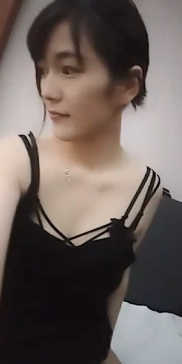 一坊美女甜饱肚子一多房自卫大绣20191218