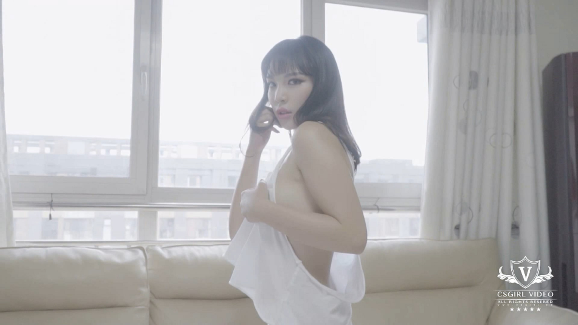 CSgirl(纯涩)劲爆网红写真视频资源摄影师王涛全套 –萧萧（1V）