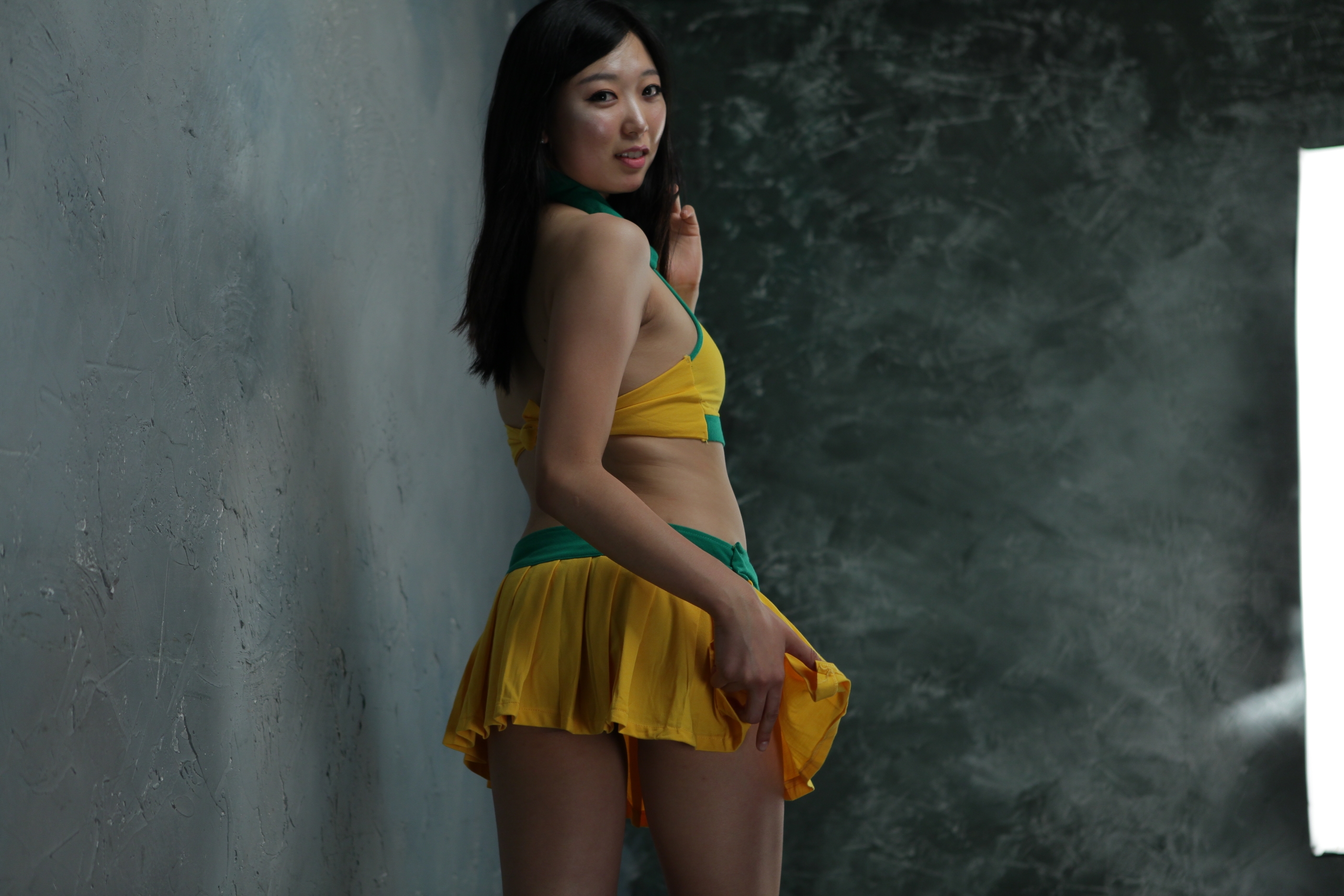 南韩私拍 “ 출사모델 예나”非公开工作室拍摄照片+视频包(S)