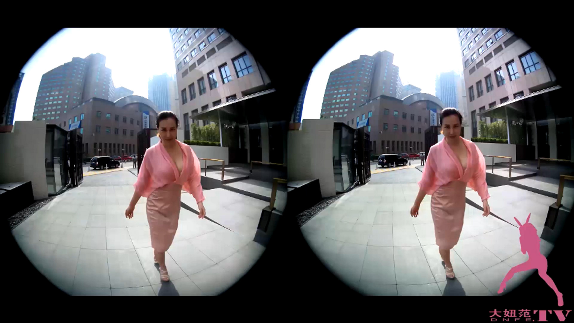 大妞范TV做你的女友安娜金(熟女)VR床上 – 1V-好赞福利