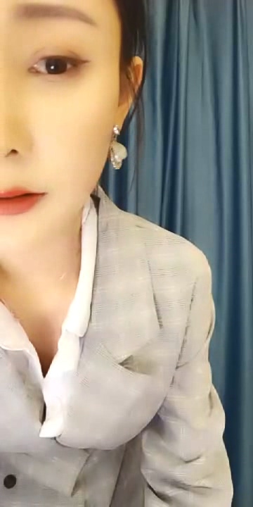 一坊美女金牌超模小狐仙一多房道俱大绣2019112120191221