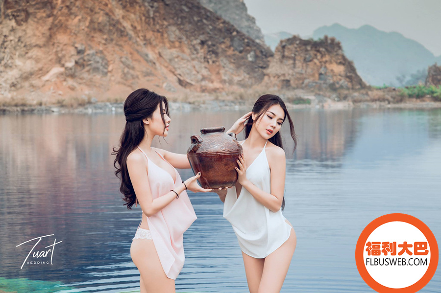 越南名模Thuy Nga Phạm 世外桃源山水仙境唯美写真 [69P+4V/53MB]
