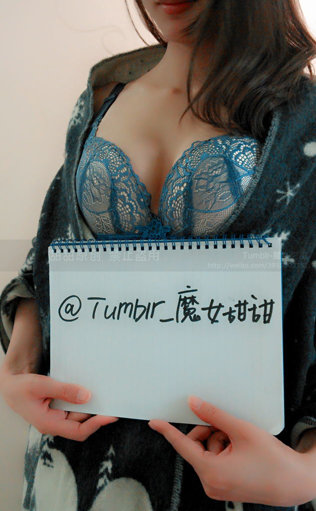 微博Tumblr红人魔女甜甜付费vip全套图+3v视频