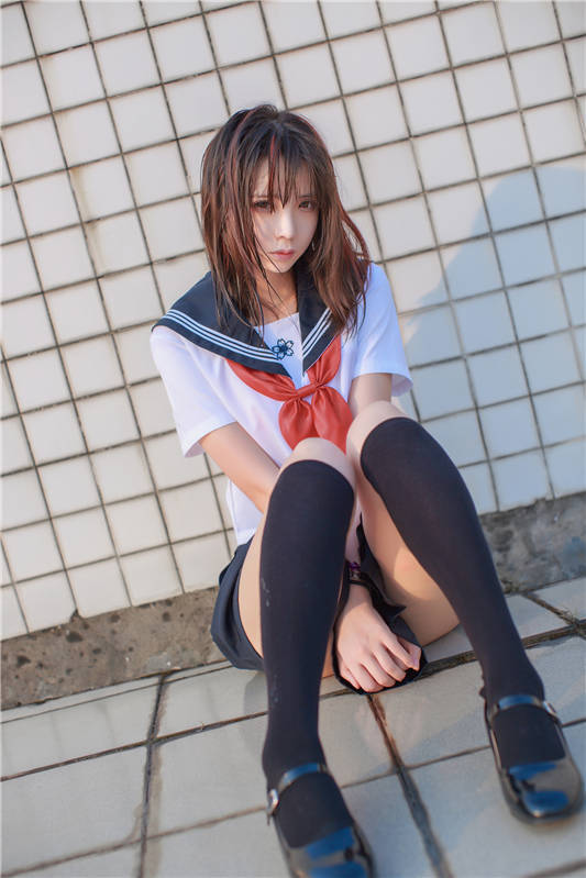 网红女神@疯猫sss九套[702P/1.08G]