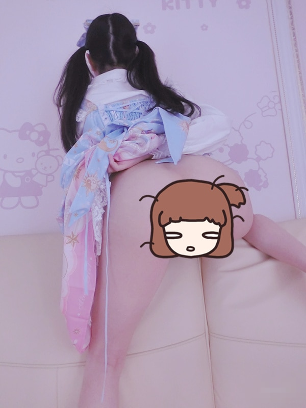 工口少女-梦幻小裙叽[14P+3V/81MB]