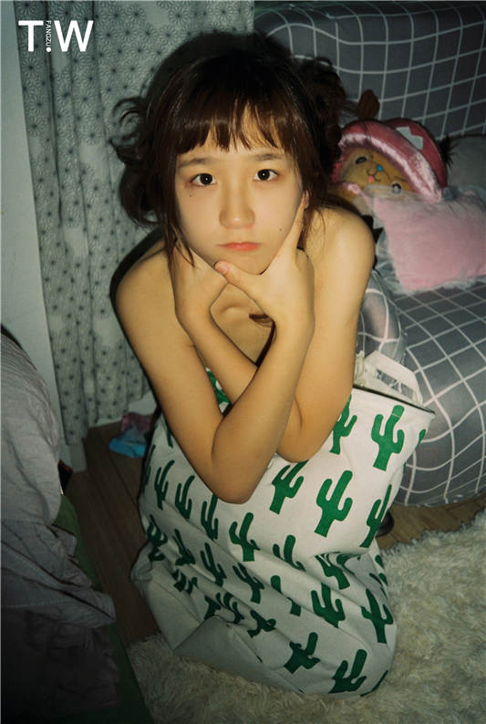 TW芳作-清纯少女系摄影作品四部合集[249P/788MB]