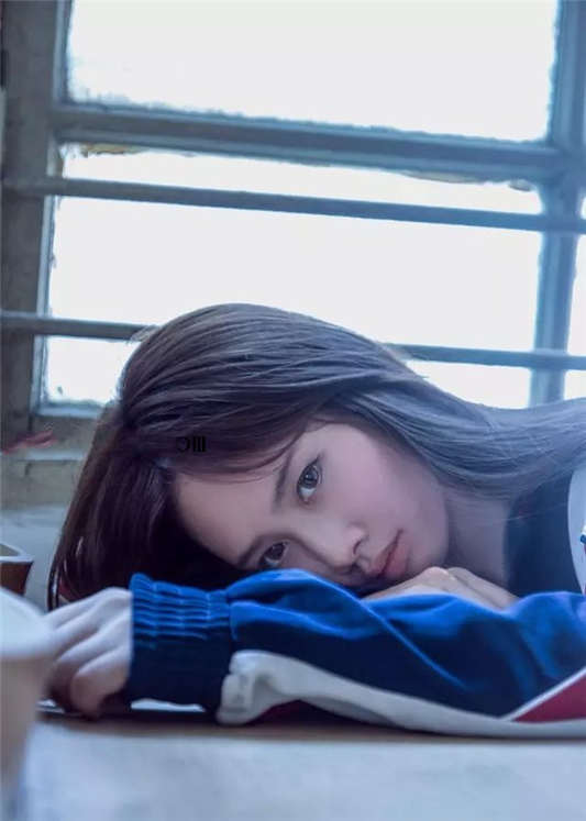 大学萌妹定制自拍系列4 超有气质的女神校花[65P/17V/218MB]