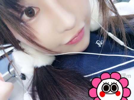 咬一口小奈樱(九尾狐狸m)难得露脸福利资源-多媒体教室