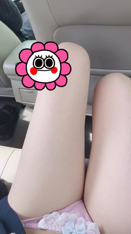 极品网红悠宝车内校服图包视频/深圳校服福利资源