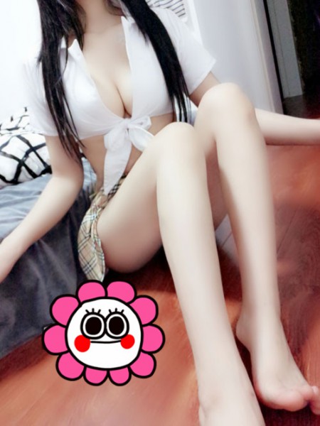 网红少女私人玩物pr社无圣光福利资源之玩物的小裙子
