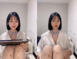新人！清纯女神~超级漂亮~【绿豆果果】道具狂插~爽死了