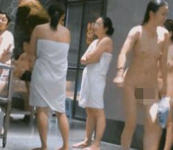 私房春节最新流出❤️重磅稀缺国内洗浴中心偷拍浴客洗澡第10季❤️巨乳多多很有撸感-好赞福利