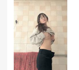 ✨✨✨♈核弹！超级反差婊~20小时~【是你的骚母狗】10个眼镜9个骚~~~~~~~~ ~ ~~ ~~！~✨✨✨-~卧槽，这个实在太骚了~！