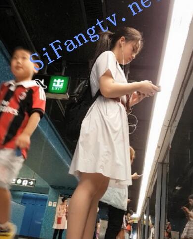 【CD抄底】487系列SG028-跟拍抄底白色校服可爱学生妹子-福利岛