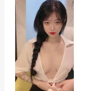女神，女神，【徐艺诺】这么漂亮身材又这么好道具大秀