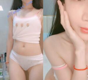 【小佳佳】看全身粉色的美少女是多么的惬意,狂撸1万回-福利岛