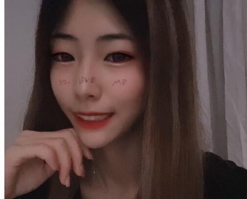 巨乳騷妹 身材超好