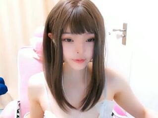 专职1v1：某平台人气美女主播一对一，超甜 扒穴特写扣