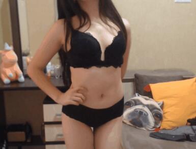 TOP某人气女团成员下海全裸直播[MP43.2G]