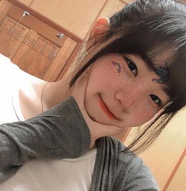 台灣自拍1245 巨乳妹子啊嘿顏