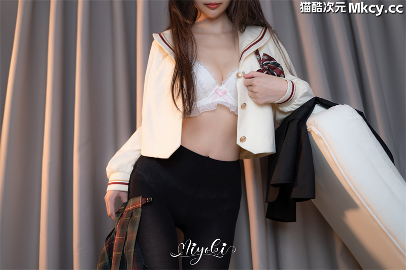 铃木美咲-双人jk5 [30p+1v/2. 87G]