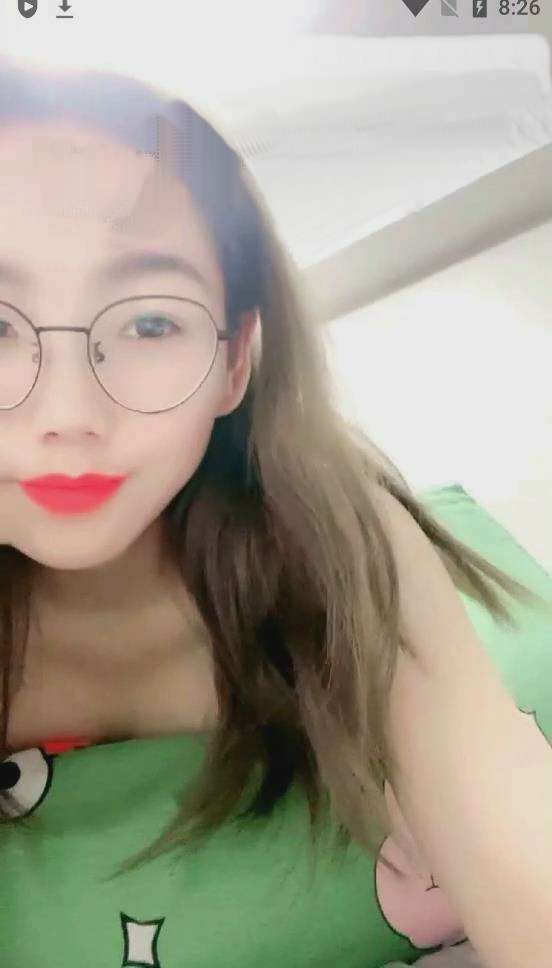 戴眼镜的小姑娘 我在这 人美你们喜欢吗 [3v/3.77G]