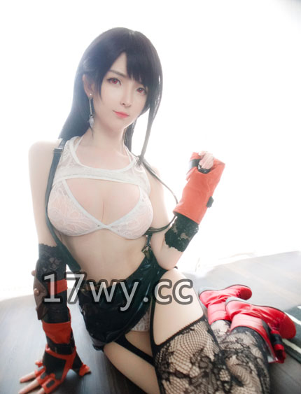 极品coser一小央泽福利图包资源之蒂法cosplay