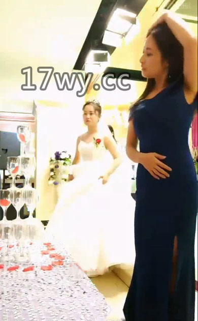 大三学姐带着远程遥控跳蛋婚礼上做司仪现场直播视频